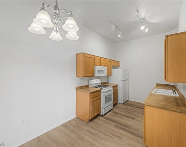 8805 Jeffreys Street - Photo Thumbnail 7