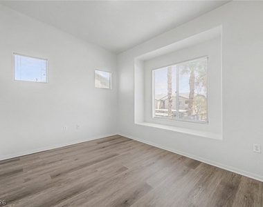 8805 Jeffreys Street - Photo Thumbnail 18