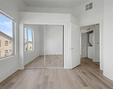 8805 Jeffreys Street - Photo Thumbnail 22