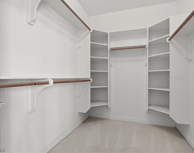 1888 Woodhaven Drive - Photo Thumbnail 36