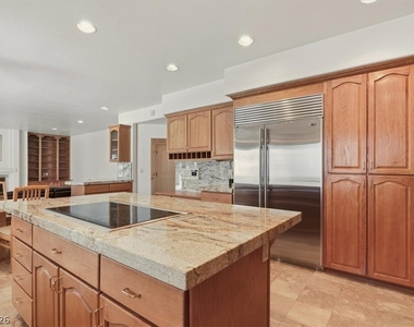 1888 Woodhaven Drive - Photo Thumbnail 18