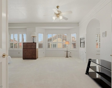 1888 Woodhaven Drive - Photo Thumbnail 31