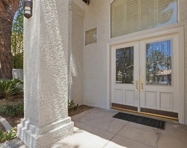 1888 Woodhaven Drive - Photo Thumbnail 5