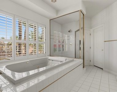 1888 Woodhaven Drive - Photo Thumbnail 34