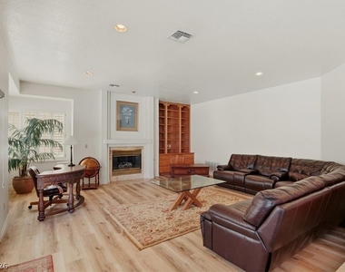1888 Woodhaven Drive - Photo Thumbnail 20