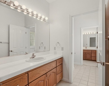 1888 Woodhaven Drive - Photo Thumbnail 41