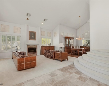 1888 Woodhaven Drive - Photo Thumbnail 7