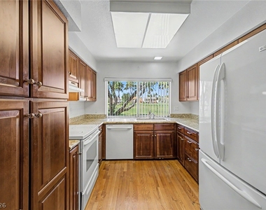 3145 Bel Air Drive - Photo Thumbnail 12