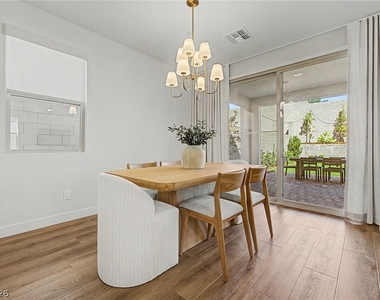 1575 Crested Eagle Street - Photo Thumbnail 10