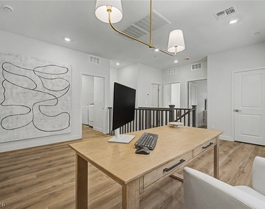 1575 Crested Eagle Street - Photo Thumbnail 31