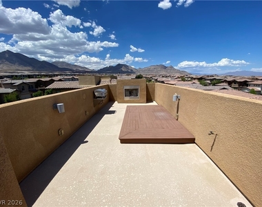 398 Pollino Peaks Street - Photo Thumbnail 23