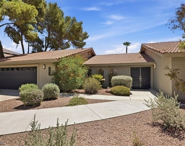 3007 La Mesa Drive - Photo Thumbnail 2