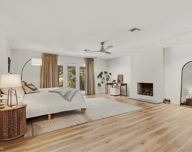 3007 La Mesa Drive - Photo Thumbnail 20