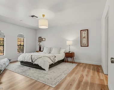 3007 La Mesa Drive - Photo Thumbnail 24