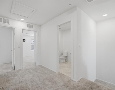 2879 Cabrillo Terrace Street - Photo Thumbnail 13