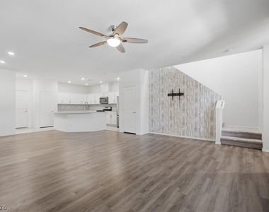 2879 Cabrillo Terrace Street - Photo Thumbnail 8