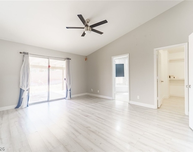 8517 Soneto Lane - Photo Thumbnail 6