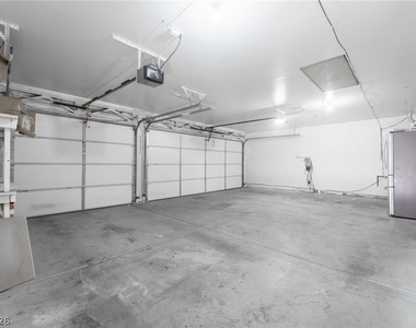 8517 Soneto Lane - Photo Thumbnail 16
