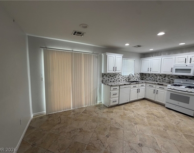 9977 Copano Bay Avenue - Photo Thumbnail 15