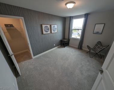 10795 Gentle Crest Avenue - Photo Thumbnail 21