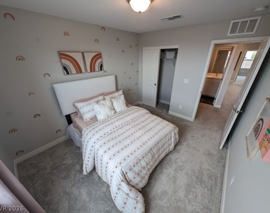 10795 Gentle Crest Avenue - Photo Thumbnail 25