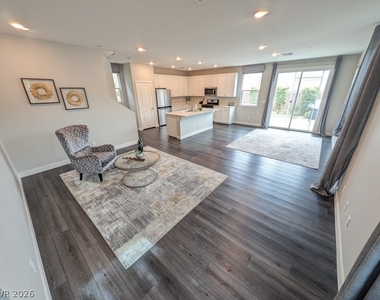 10795 Gentle Crest Avenue - Photo Thumbnail 2