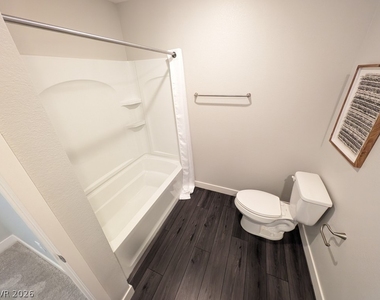 10795 Gentle Crest Avenue - Photo Thumbnail 27