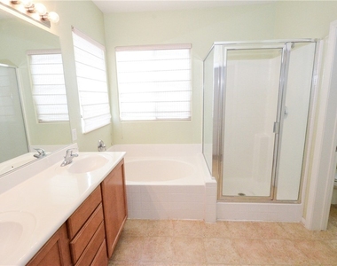10624 Allegrini Drive - Photo Thumbnail 16