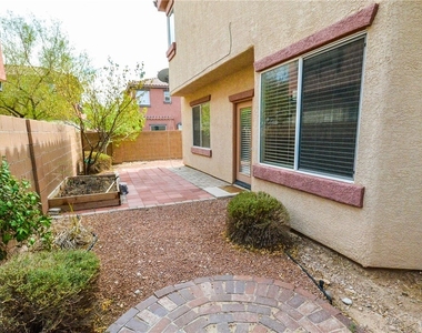 10624 Allegrini Drive - Photo Thumbnail 4