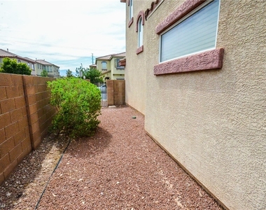 10624 Allegrini Drive - Photo Thumbnail 24