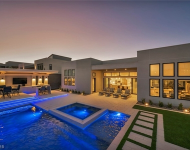 10935 Rossa Peak Avenue - Photo Thumbnail 29