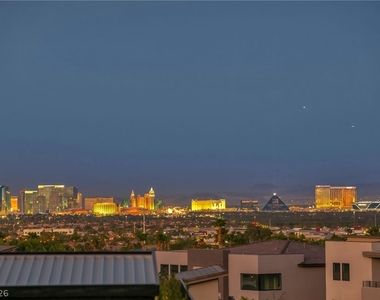 10935 Rossa Peak Avenue - Photo Thumbnail 30