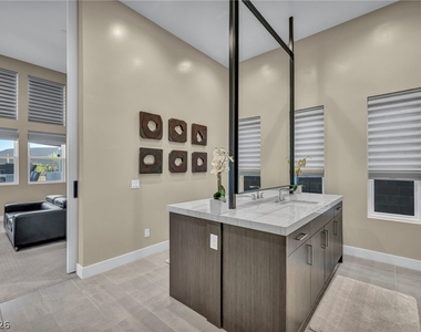10935 Rossa Peak Avenue - Photo Thumbnail 19