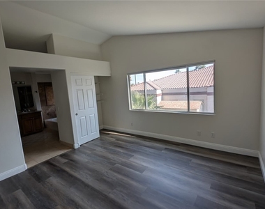 2670 Ridgewater Circle - Photo Thumbnail 14