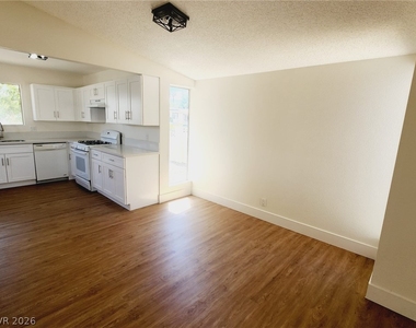 6232 Espinosa Avenue - Photo Thumbnail 4