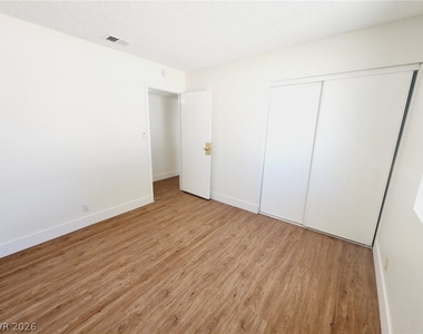 6232 Espinosa Avenue - Photo Thumbnail 15