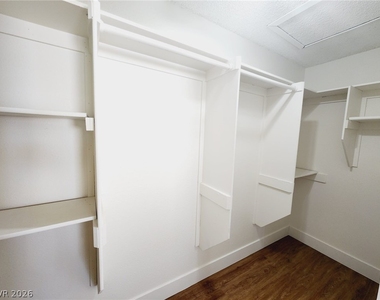 6232 Espinosa Avenue - Photo Thumbnail 18