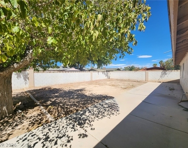 6232 Espinosa Avenue - Photo Thumbnail 21