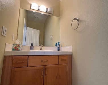 7909 Constantinople Avenue - Photo Thumbnail 10