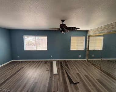 7909 Constantinople Avenue - Photo Thumbnail 26