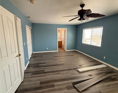7909 Constantinople Avenue - Photo Thumbnail 28