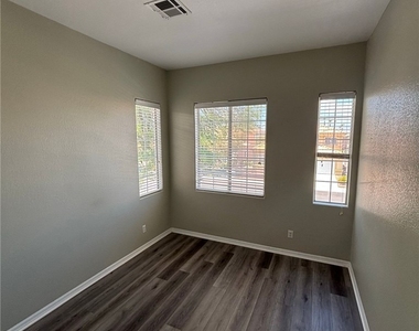7909 Constantinople Avenue - Photo Thumbnail 17