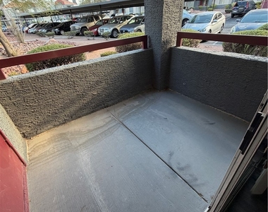 8600 W Charleston Boulevard - Photo Thumbnail 8