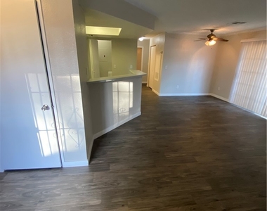 8600 W Charleston Boulevard - Photo Thumbnail 2