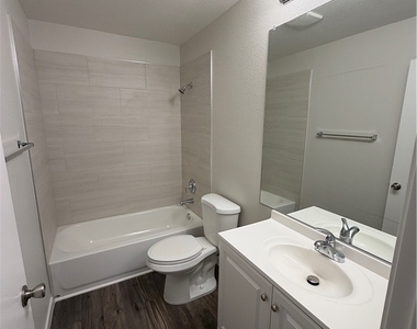 8600 W Charleston Boulevard - Photo Thumbnail 18