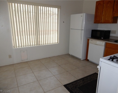 4431 Honeydew Circle - Photo Thumbnail 3