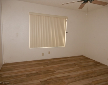4431 Honeydew Circle - Photo Thumbnail 7