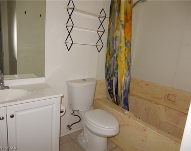 4431 Honeydew Circle - Photo Thumbnail 8
