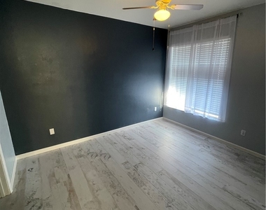 7159 S Durango Drive - Photo Thumbnail 9
