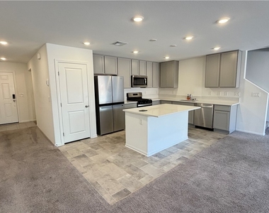 9527 Victory Wings Street - Photo Thumbnail 9